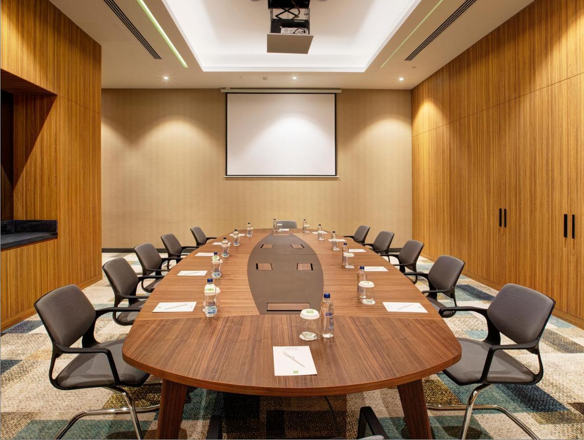 宜必思尚品伊斯坦布尔梅特尔酒店 外观 照片 Meeting room